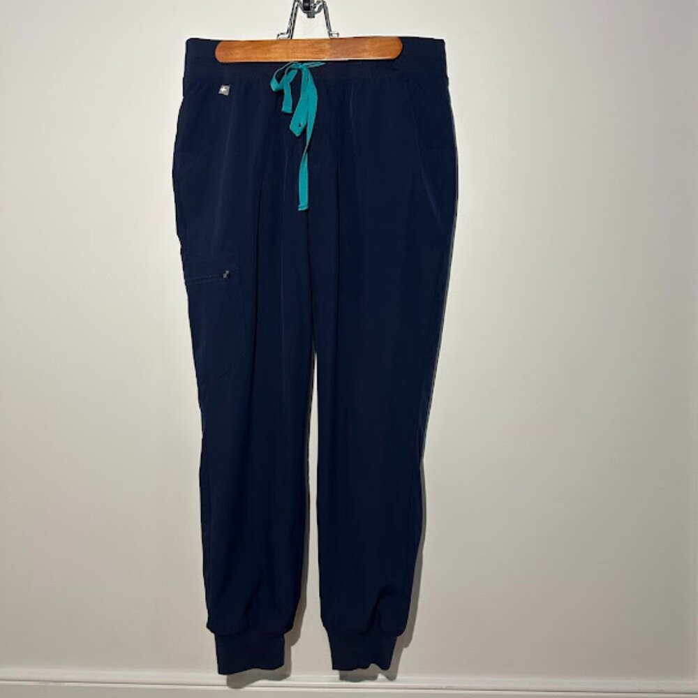 Figs FREEx jogger scrubs Navy Small Petite